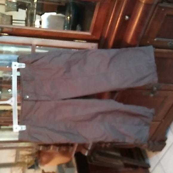 Bundle 2 capris pants/shorts sonoma - Picture 3 of 4